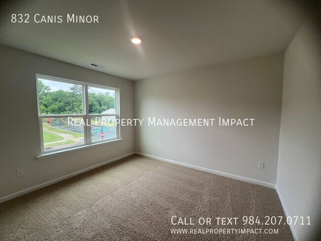 Building Photo - 832 Canis Minor Rd