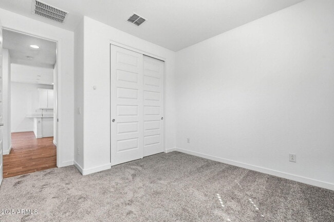 Building Photo - 8147 E Paloma Ave