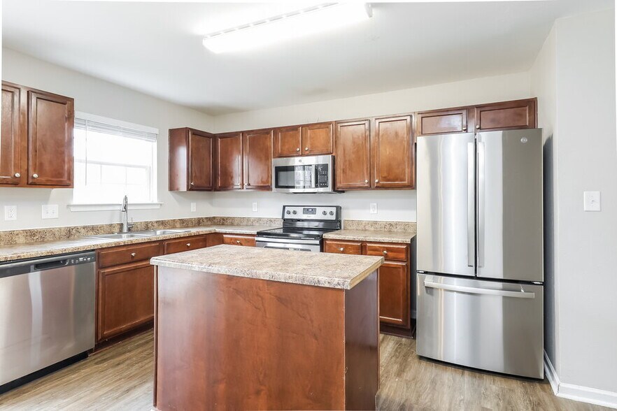 Building Photo - 2836 Westbury Ct