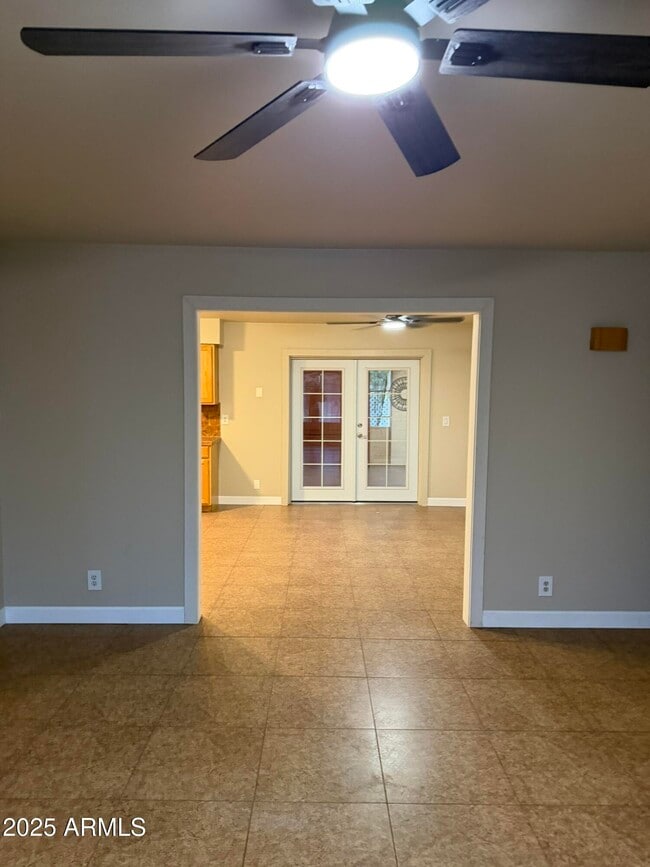 Building Photo - 1516 W Pueblo Ave