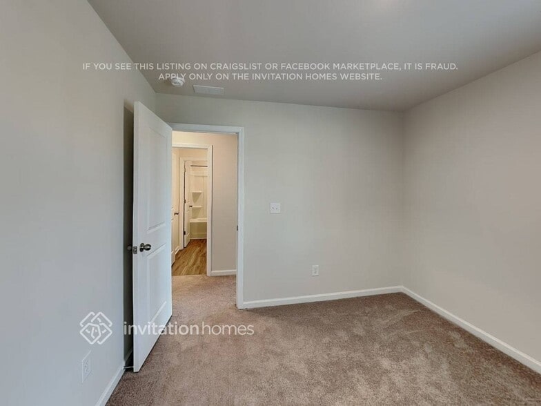 Building Photo - 6006 Foggy Btm Cir