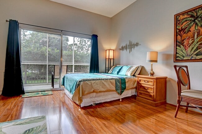 Building Photo - 355 Kalanianaole St