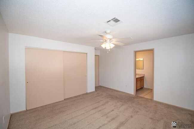 Building Photo - 7220 E 24th Ln