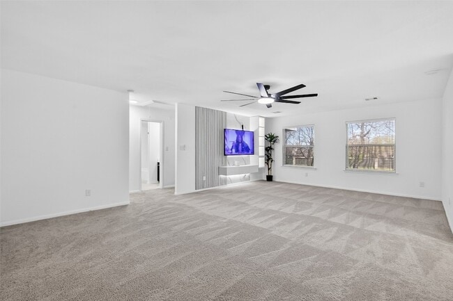 Building Photo - 15807 Sonoma Park Dr