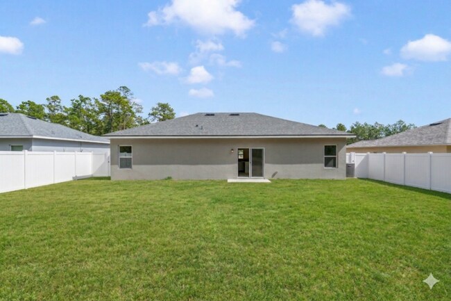 Building Photo - 7130 N Cricket Dr