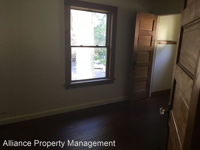 Building Photo - 3 br, 1 bath House - 1335 W Wildwood Ave