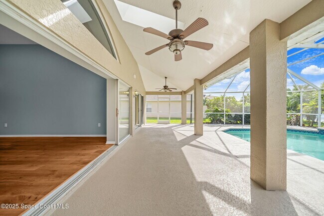 Building Photo - 908 Fostoria Dr