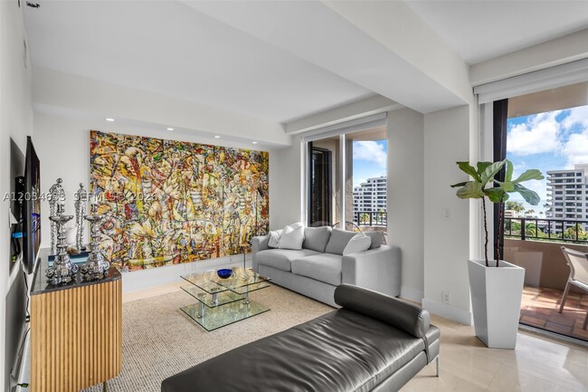 Building Photo - 151 Crandon Blvd