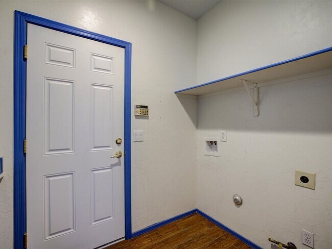 Building Photo - Spacious 4-Bedroom Home with Open Layout & Large Backyard