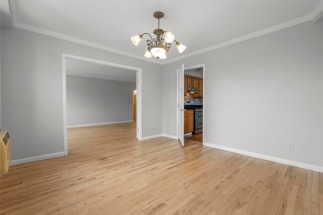 Building Photo - 125 Prospect St