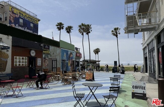 Building Photo - 41 Westminster Ave