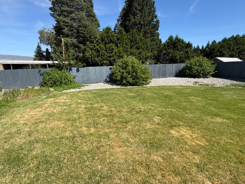 Building Photo - 1815 Dorner Pl