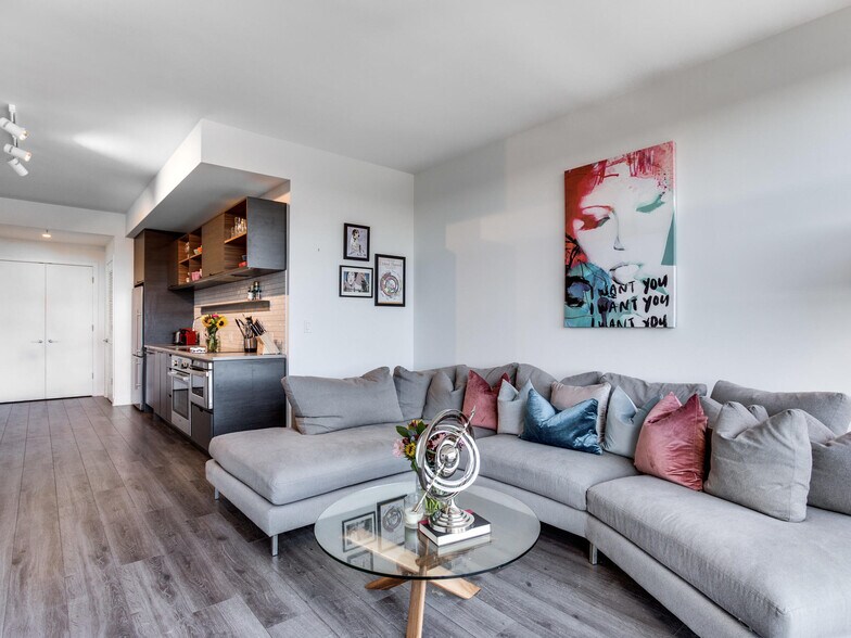 Building Photo - 2030 8th St NW