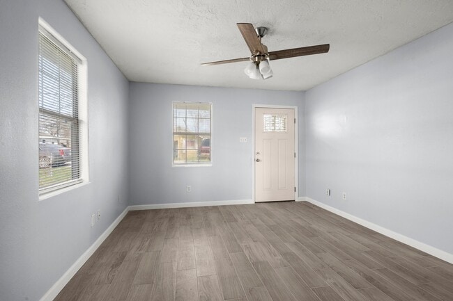 Building Photo - 5607 Barton St