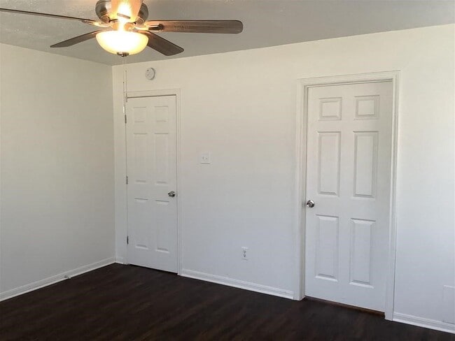 Building Photo - 13318 Hilltop Cir