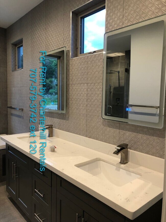 Building Photo - Beautiful, brand new, Fountaingrove home in convenient location near Keysight, Medtronic, Fountai...