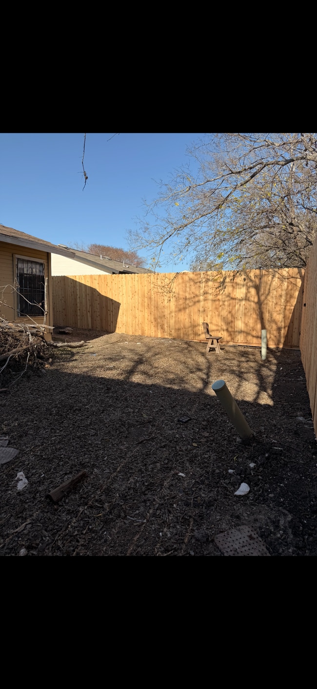 Building Photo - 7714 Winsford Dr