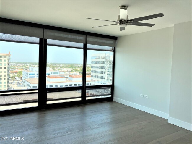 Building Photo - 4808 N 24th St