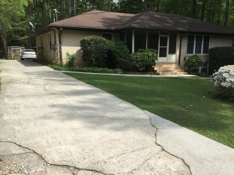 Front of house - 1671 Glenwyck Pl