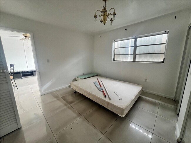 Building Photo - 4758 W Flagler St