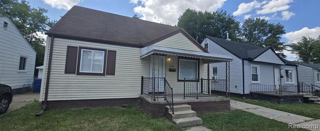 Building Photo - 13046 Sherman Ave