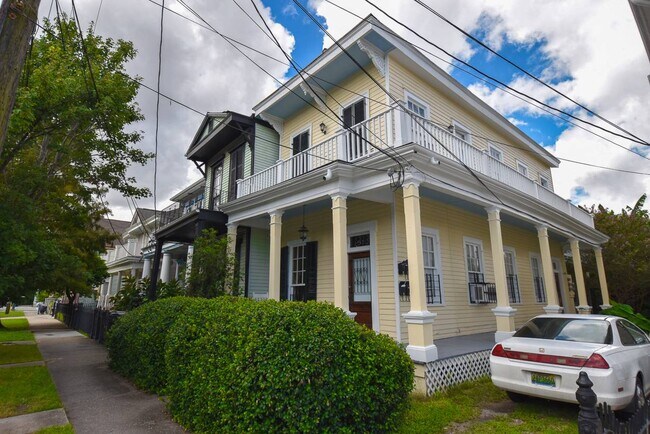 Primary Photo - 1313 Coliseum St