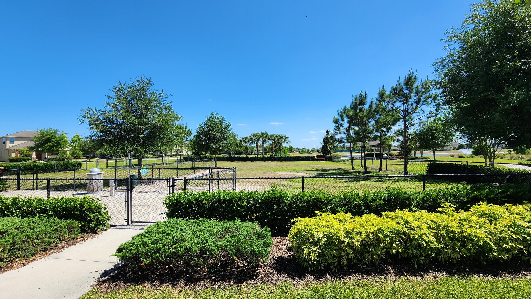 Building Photo - 16749 Harper Cove Dr