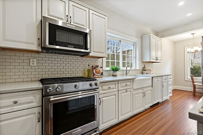 Building Photo - 518 Prospect Ave