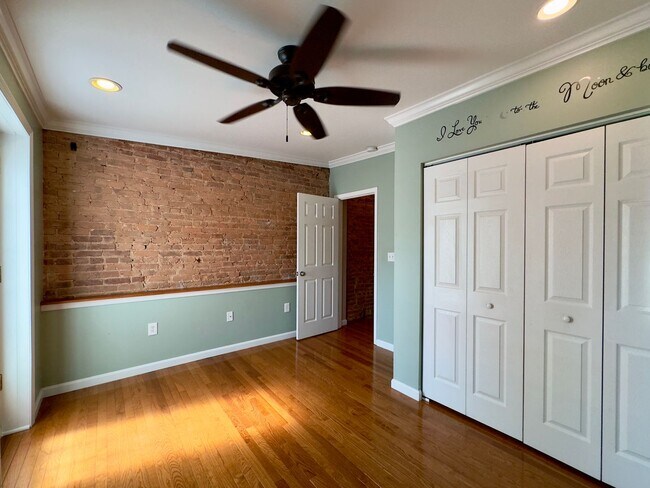 Building Photo - Charming 2BD/3BA Townhome in Highlandtown, Baltimore, MD!