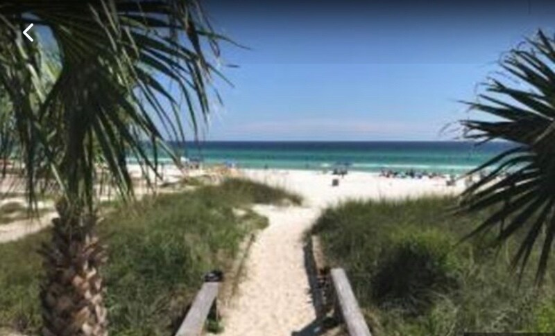 Building Photo - 17614 Front Beach Rd