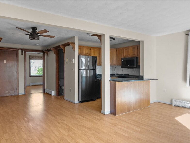 Building Photo - 130 Purgatory Rd