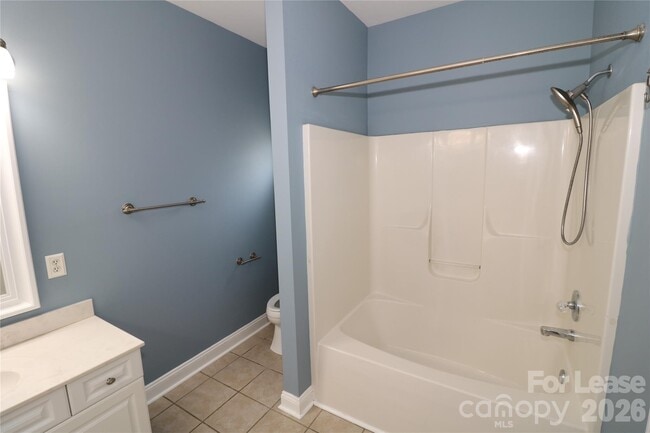 Building Photo - 166 Oak Haven Pl NW