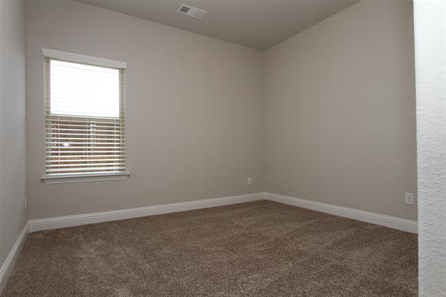 Building Photo - 2300 Southwick Dr