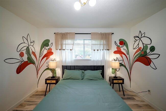 Building Photo - 5918 Lattimer Dr