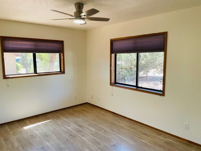 Building Photo - 110 Valley Trail