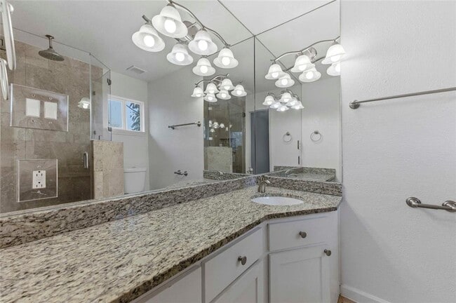 Building Photo - 1909 Crooked Ln