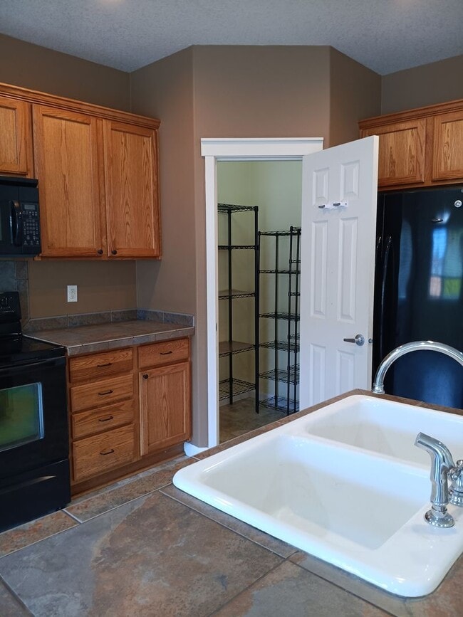 Building Photo - Make This Stunning Independence House Your...