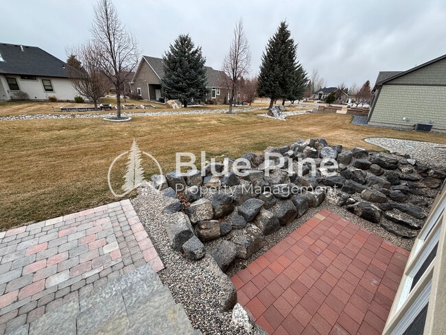 Building Photo - 5245 Jupiter Hills Dr