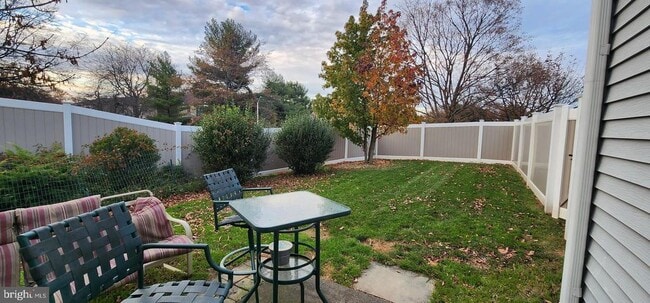 Building Photo - 4540 Rosemarie Dr