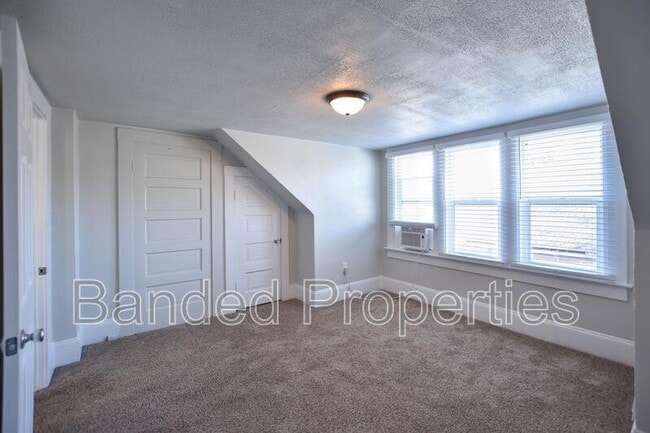 Building Photo - 2467 S 700 E