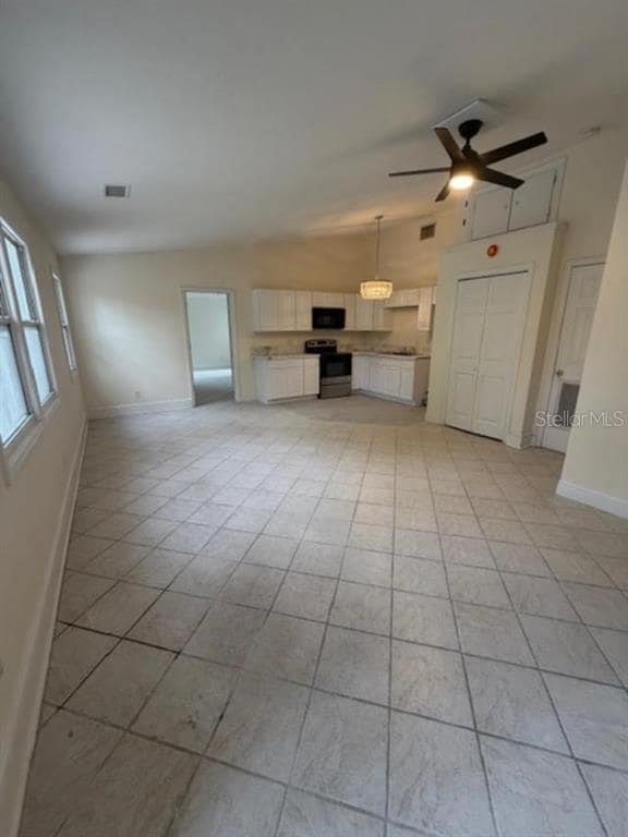 Building Photo - 2165 Bow Ln