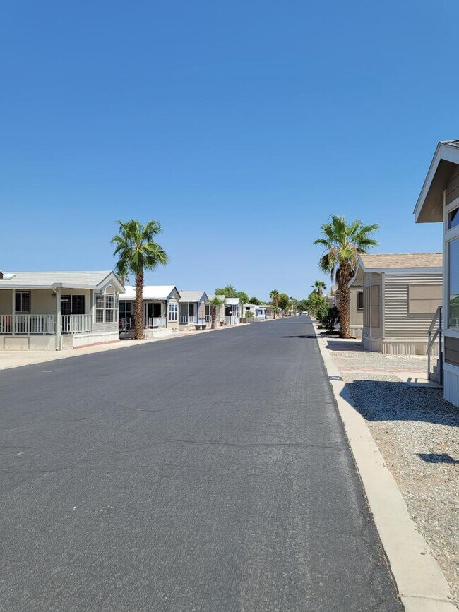 Building Photo - 9797 E 32nd St