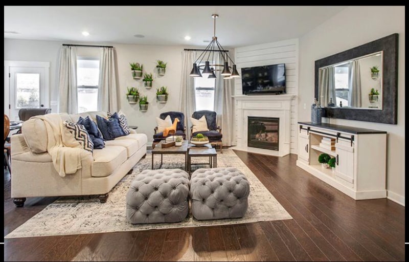 Building Photo - 192 Picasso Cir