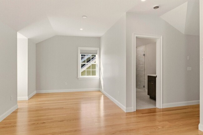 Building Photo - 13 1/2 Merrimac St