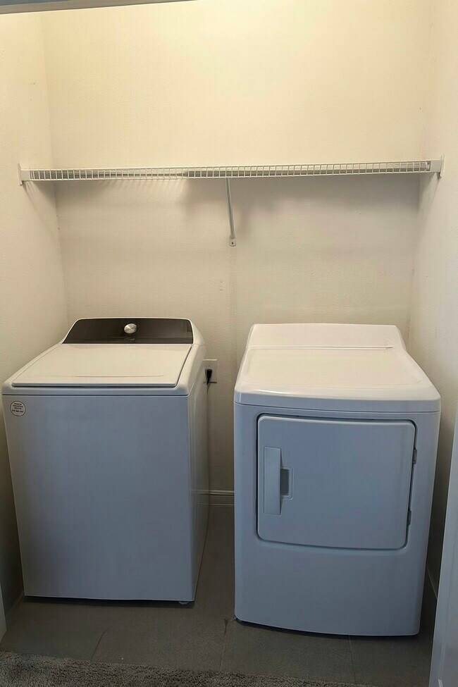 Building Photo - 8868 Indigo Trl Lp