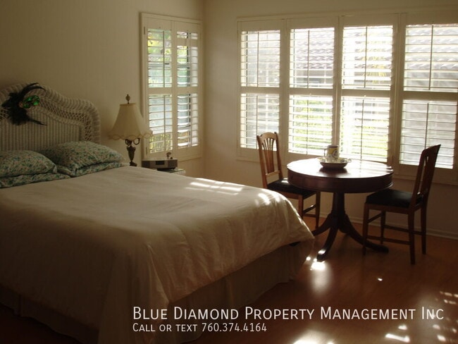 Building Photo - 12770 Via Terceto