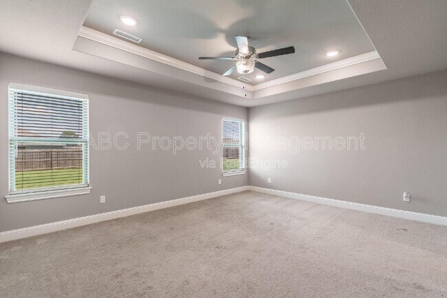 Building Photo - 328 N Otoe St