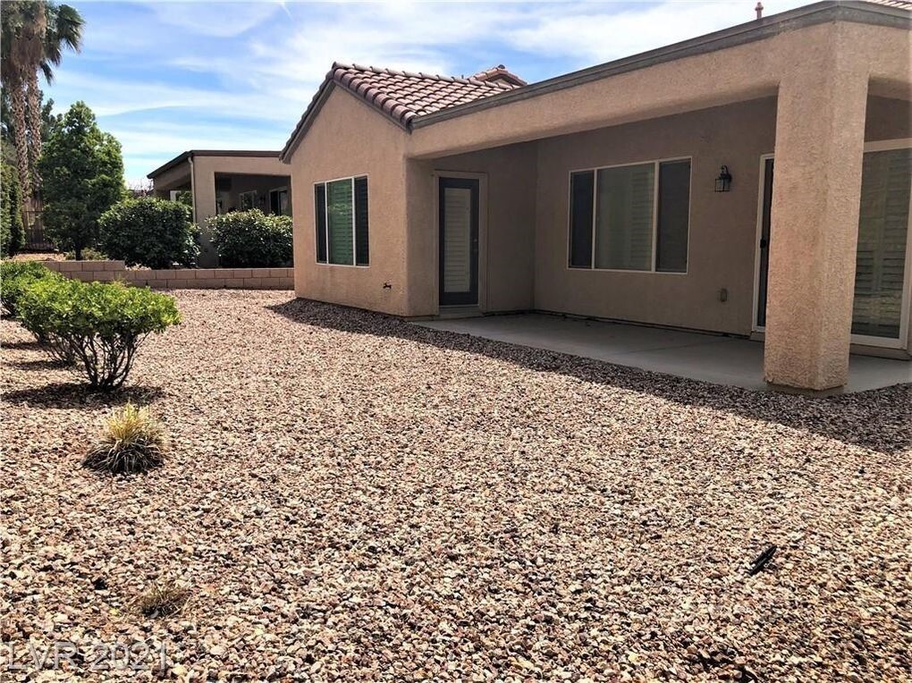 Building Photo - 2150 Waterton Rivers Dr