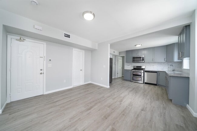 Building Photo - 408 Monastery Pl