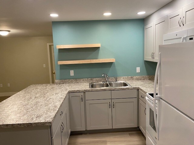 Kitchen - 558 Union School Rd